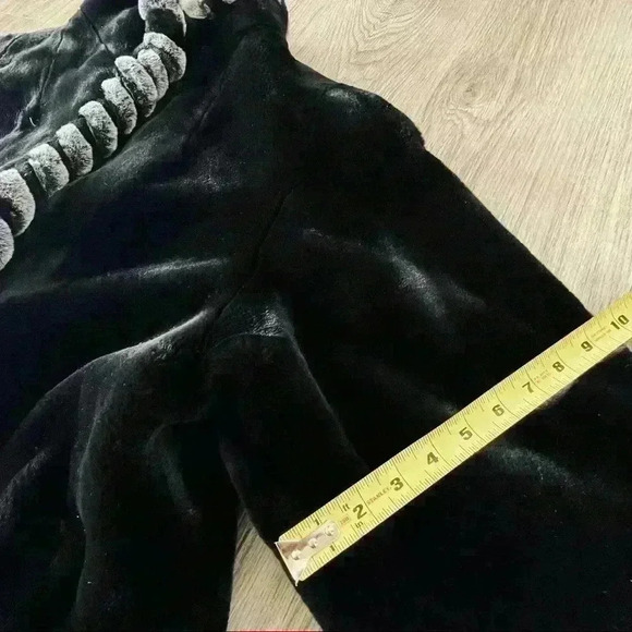 Vintage Faux Fur Luxurious Long Black Grey Long Coat Women Size M - Picture 7 of 15